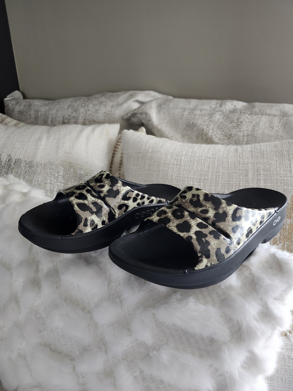 OOFOS Luxe Cheetah - Ooahh Slide Sandals